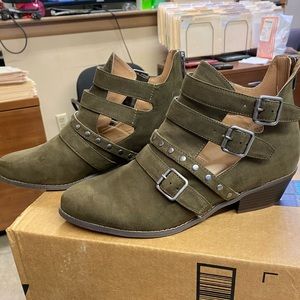 Olive Cut Out Stud Booties